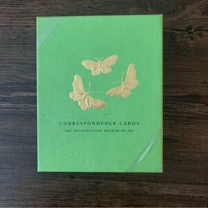 Metropolitan Museum of Art Correspondence Cards - White with Gold Butterflies